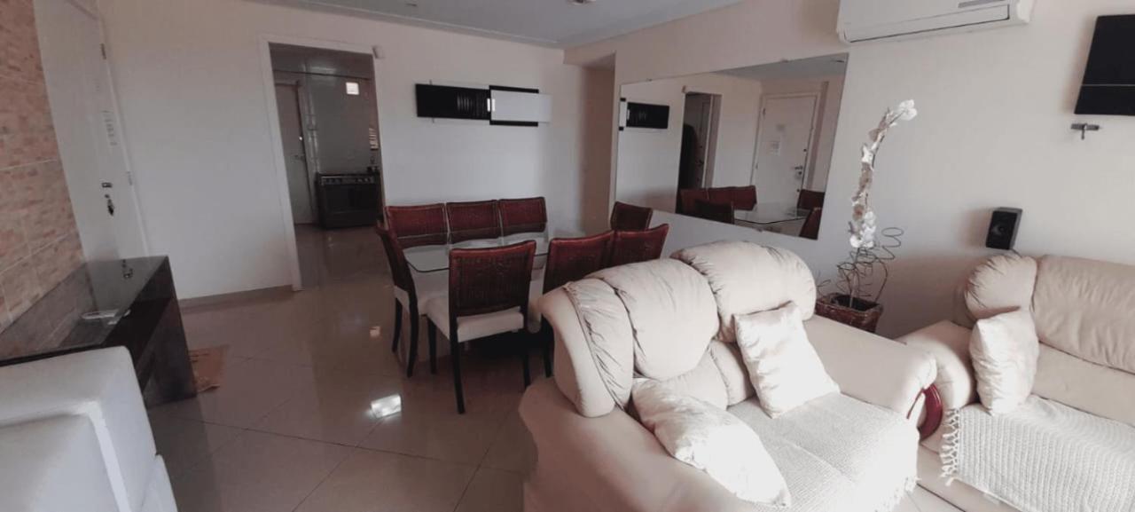Apart no centro com 2 quartos, ar condicionado, internet, churrasqueira, cozinha completa e máquina de lavar roupas - O APTO NÃO É COMPARTILHADO COM OUTRAS PESSOAS Uniao Da Vitoria Exterior foto