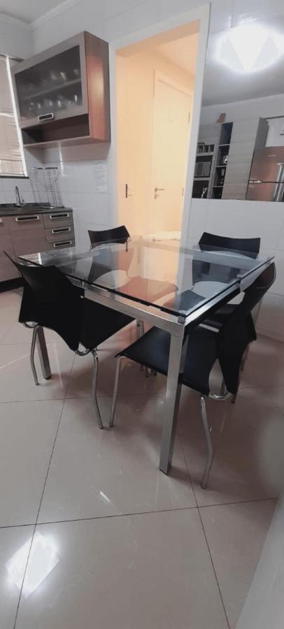 Apart no centro com 2 quartos, ar condicionado, internet, churrasqueira, cozinha completa e máquina de lavar roupas - O APTO NÃO É COMPARTILHADO COM OUTRAS PESSOAS Uniao Da Vitoria Exterior foto